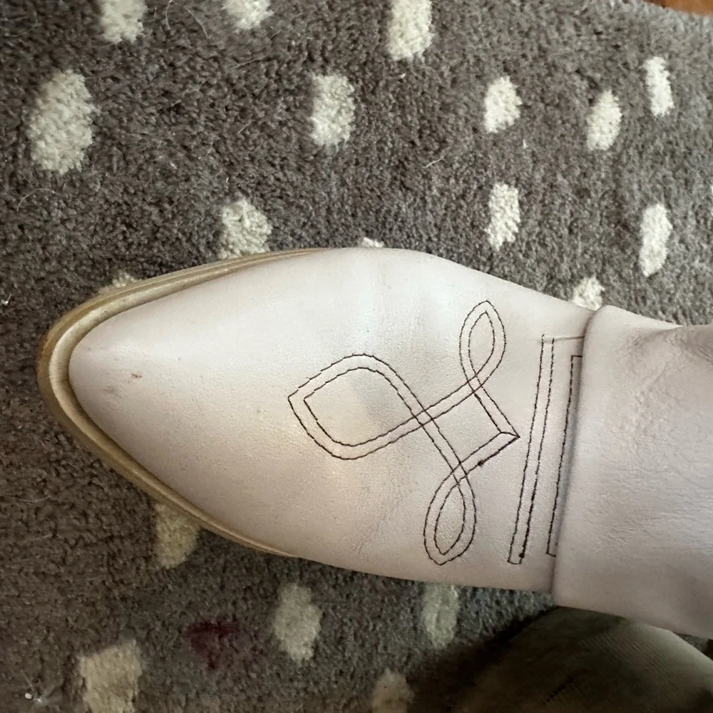 Steve Madden white Lassy cowboy boots 7 - Picture 6 of 11